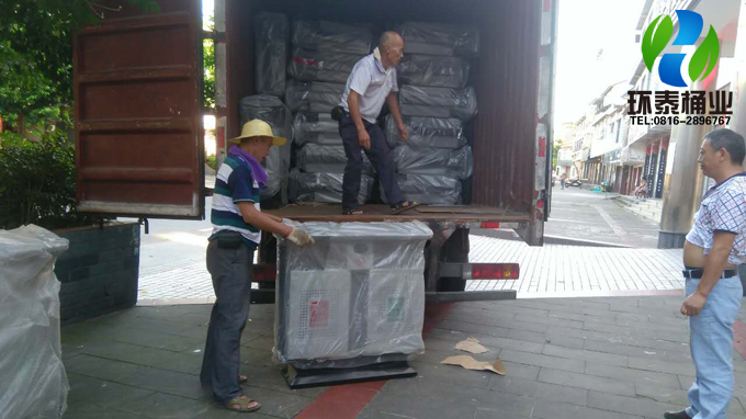 http://m.92kankan.com/gangzhilajitong/1182.html